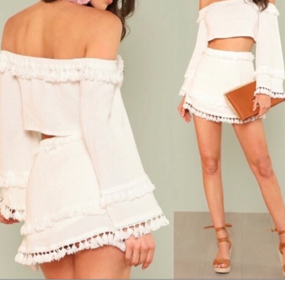 Skylar + Madison sz L two piece fringe set white